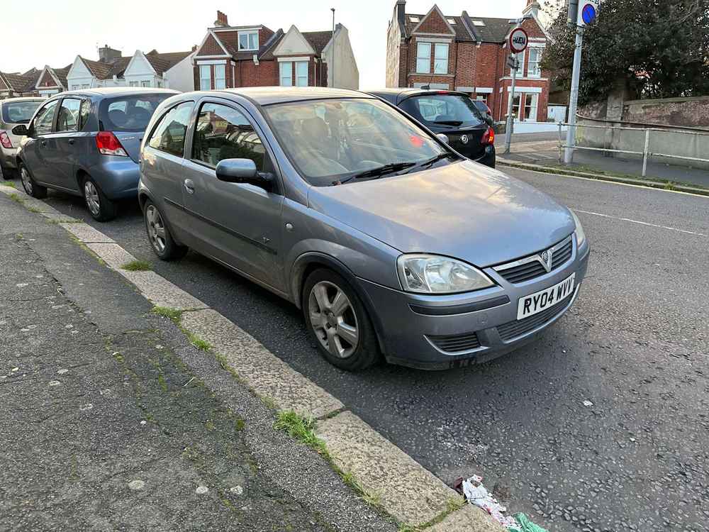 Photograph of RY04 WVV - a Silver Vauxhall Corsa parked in Hollingdean by a non-resident.