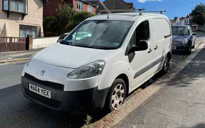 MA64 YEX, a White Peugeot Partner parked in Hollingdean