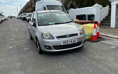 YK57 NJU, a Silver Ford Fiesta parked in Hollingdean