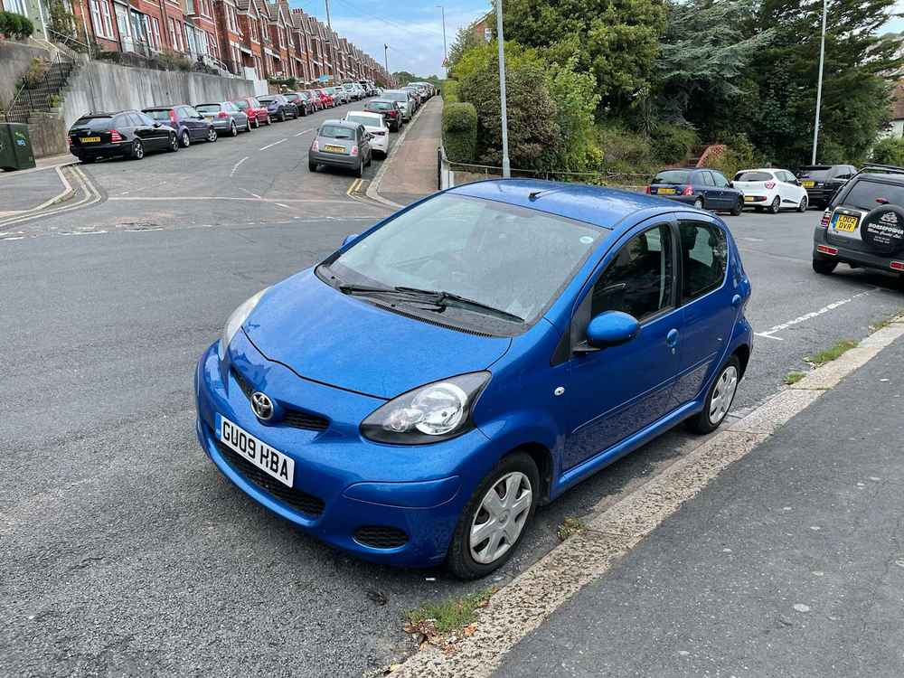 Photograph of GU09 HBA - a Blue Toyota Aygo parked in Hollingdean by a non-resident who uses the local area as part of their Brighton commute. The first of four photographs supplied by the residents of Hollingdean.