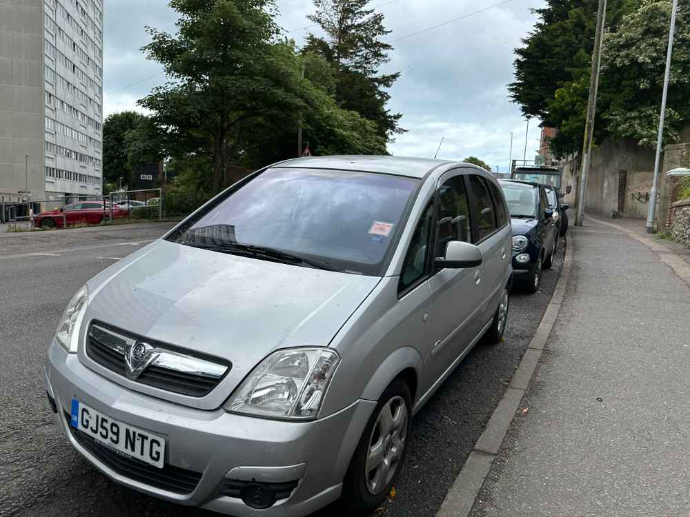 Photograph of GJ59 NTG - a Silver Vauxhall Meriva parked in Hollingdean by a non-resident. The second of three photographs supplied by the residents of Hollingdean.