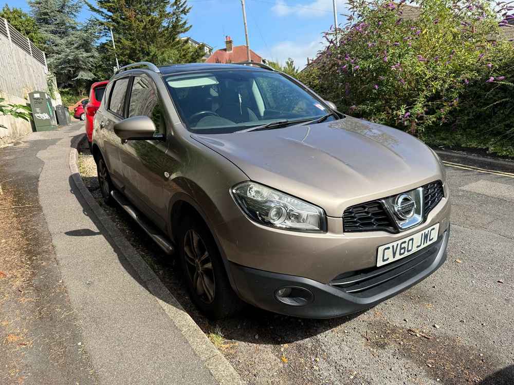Photograph of CV60 JWC - a Gold Nissan  Qashqai parked in Hollingdean by a non-resident. The second of five photographs supplied by the residents of Hollingdean.