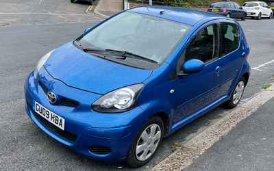 GU09 HBA, a Blue Toyota Aygo parked in Hollingdean