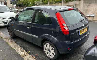 LD06 PAS, a Blue Ford Fiesta parked in Hollingdean
