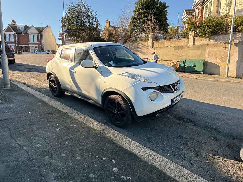 Photograph of RF12 JVH - a White Nissan Juke parked in Hollingdean by a non-resident who uses the local area as part of their Brighton commute. The eleventh of thirteen photographs supplied by the residents of Hollingdean.