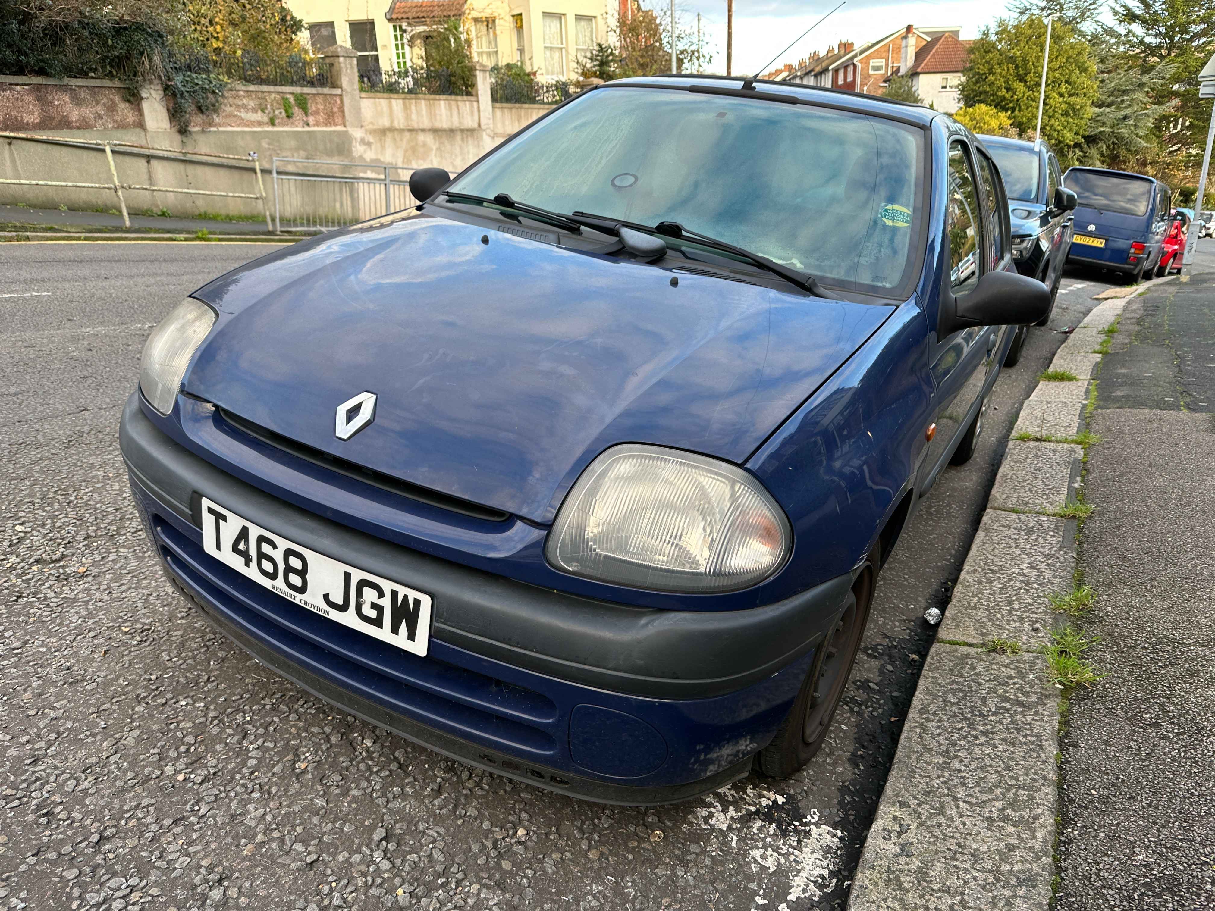 Photograph of T468 JGW - a Blue Renault Clio parked in Hollingdean by a non-resident. The first of two photographs supplied by the residents of Hollingdean.