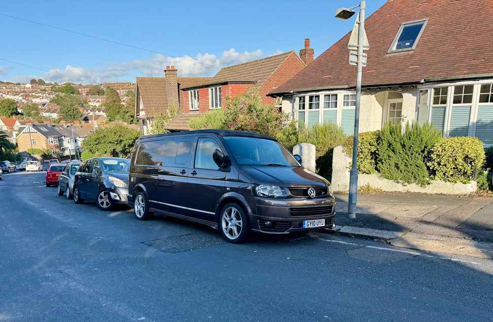 Photograph of GY10 UYU - a Brown Volkswagen Transporter camper van parked in Hollingdean by a non-resident. The sixth of sixteen photographs supplied by the residents of Hollingdean.