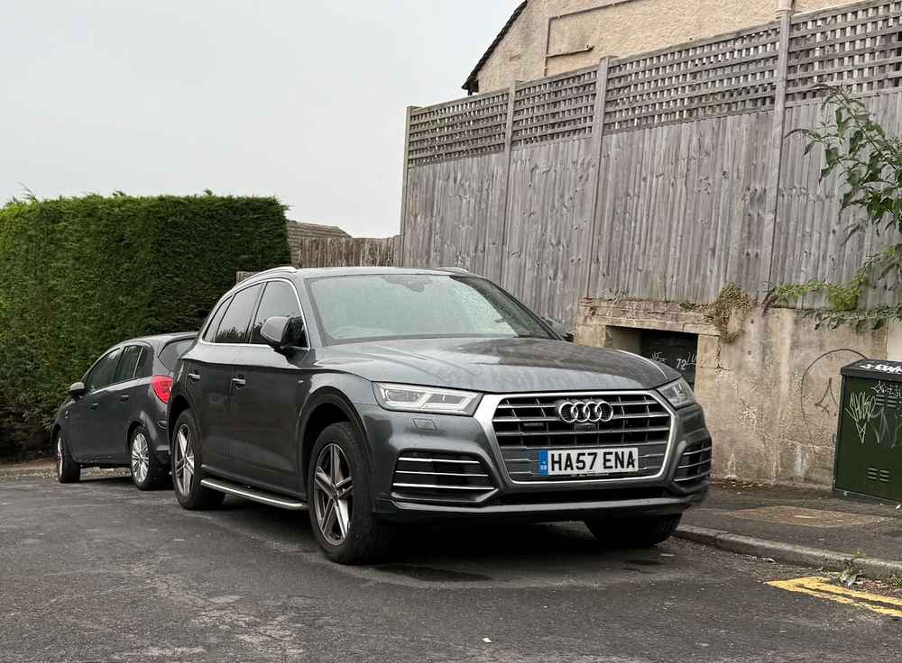 Photograph of HA57 ENA - a Grey Audi Q5 parked in Hollingdean by a non-resident who uses the local area as part of their Brighton commute. The eighth of ten photographs supplied by the residents of Hollingdean.