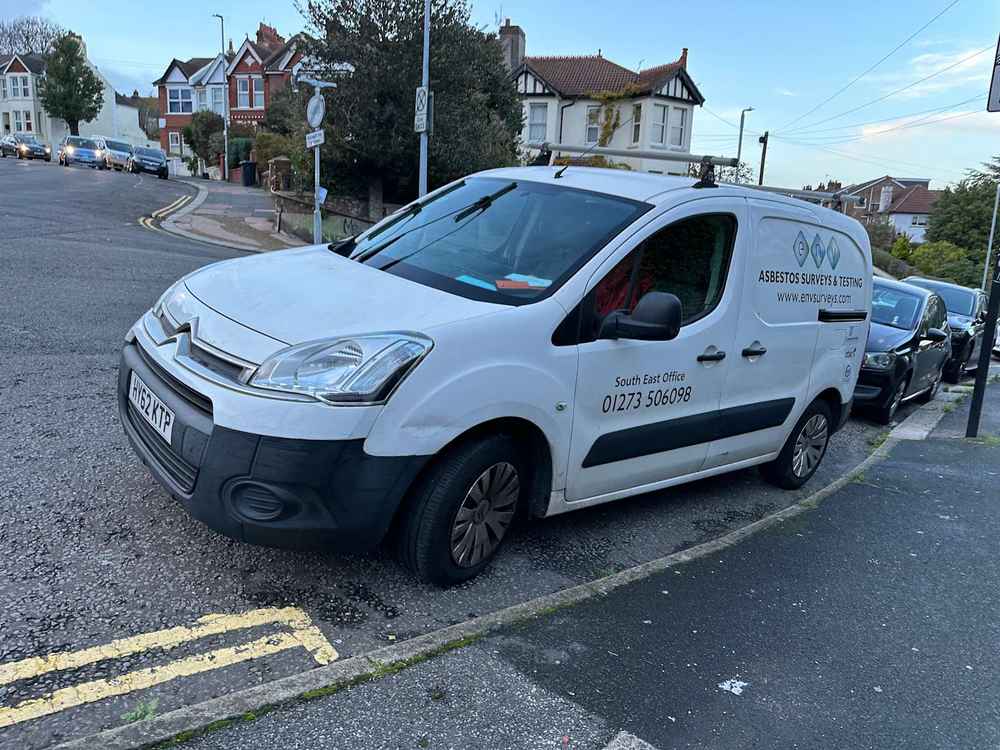 Photograph of HY62 KTP - a White Citroen Berlingo parked in Hollingdean by a non-resident. The third of fourteen photographs supplied by the residents of Hollingdean.