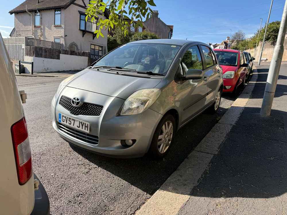 Photograph of GV57 JYH - a Grey Toyota Yaris parked in Hollingdean by a non-resident. The third of four photographs supplied by the residents of Hollingdean.